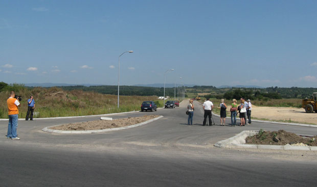 Параћин: Хале у закуп локалним фирмама